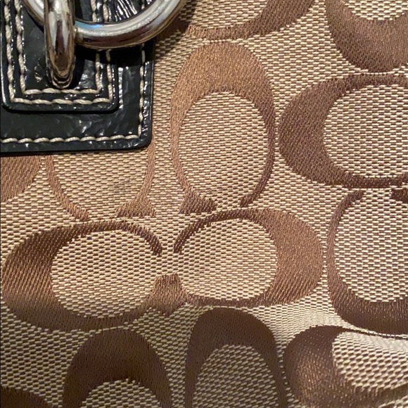 Coach hand bag - Picture 3 of 5